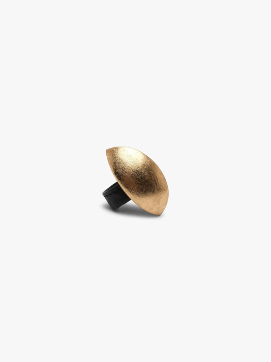 Moro ring: acacia, goldfoil, leather,
